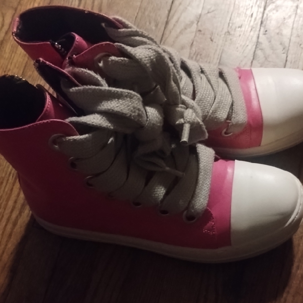 Stylish Pink and White Women High-Top Sneakers Not Fit No More.